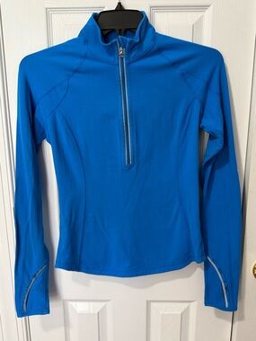 RARE Lululemon ruffle 1/2 zip pullover